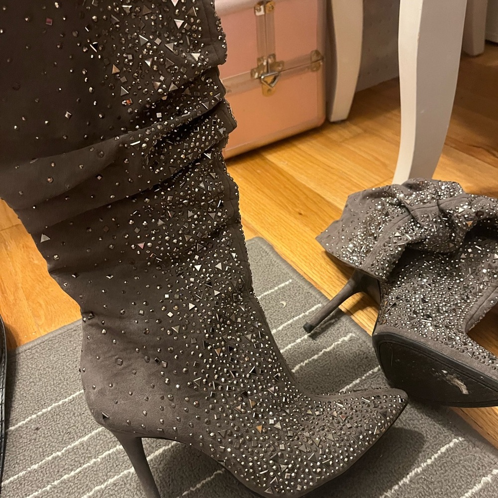 Jessica Simpson, gray suede and rhinestone studded boots,US size 7.5, worn once